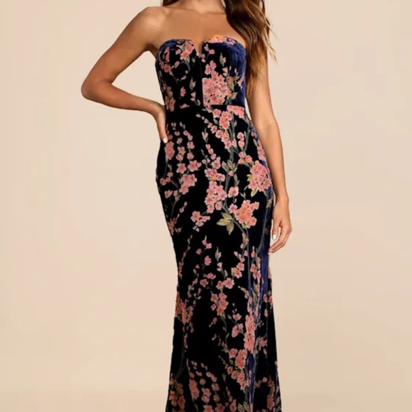 Lulus Dresses & Skirts - Lulus Bloom In Mind Navy Blue Floral Print Velvet Strapless Maxi Dress